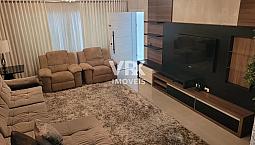 Sobrado Perfeito Á Venda - 3 Quartos - 4 Banheiros - 136 M² Por R$ 895.000