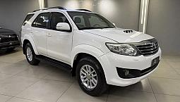 Toyota Hilux Sw4 Srv D4-D 4X4 3.0 Tdi Dies. Aut 2012