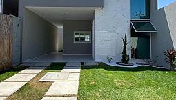 Magnífica Casa Plana No Eusébio, 100% Porcelanato, 3 Quartos, 2 Suítes, Amplo Quintal.