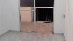 Casa Sala E Varanda C/2 Quartos Cozinha E Banheiro Super Ventilada Mtooo Boa