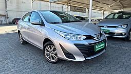 Yaris Sedan 1.5 Plus Connect Cvt - Revisões Toyota 