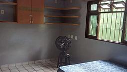 Quarto Com Banheiro Próximo À Praia 