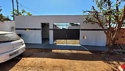 Kitnet Bairro São Conrado. 2 Peças Mais Banheiro. Livre De Água E Luz. Com Garagem