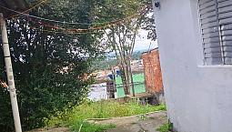 Vendo Casa Térrea Com Terreno Na Frente Ambos Próprios Para Mas Construção 