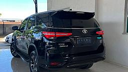 Toyota Hilux Sw4 Srx Plat. 4X4 2.8 Tb Die. Aut. 2026