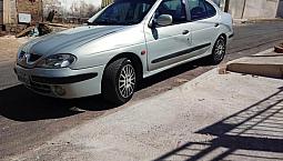 Renault Megane 2.0 8V