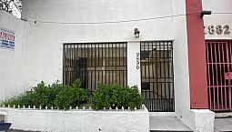 Casa Para Aluguel Possui 188 Metros Quadrados Com 3 Quartos Em Centro - Fortaleza - Ce