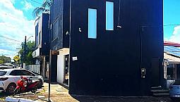 Prédio Comercial E Residencial 