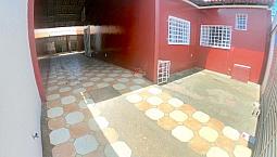 Casa Com 03 Quartos Próximo A Avenida Pedro Neiva De Santana