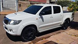 Caminhonete Hilux Branca Sr 12/13