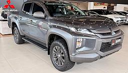 Mitsubishi L200 Triton Outdoor 2.4 Flex 16V Cd Mec. 2025