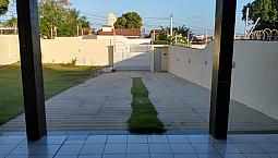 Linda Casa No Alto De Capim Macio
