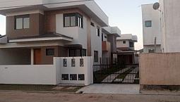 Linda Casa No Campeche 120 M2 Com 1 Suite E 2 Demi Suites, Duas Vagas De Estacionamento