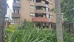 Nyon Imóveis Aluga Apto Com Aproximadamente 110M², Sendo De Dois Dormitórios (1 Suíte), Co