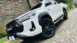 Hilux Srv 2022 + R$25.000 Em Acessórios 