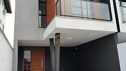 Sobrado Alto Padrão No Bairro Floresta - Moderno, Espaçoso E Pronto Pra Morar!