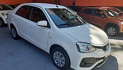 Toyota - Etios Sedan Automático