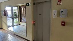 Apartamento De 1 Dormitório,Imóvel Semi-Mobiliado Com 40M2, Living,Churrasqueira