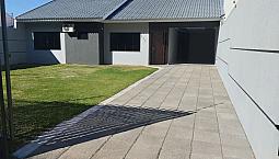Casa Para Locação Bairro Pioneiros Catarinenses Cascavel Pr 