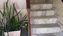 Ap Excelente Localização Em Prédio Pequeno E  De Esquina