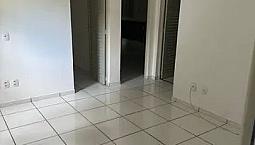Apto Com 2 Quartos E Uma Vaga De Garagem 