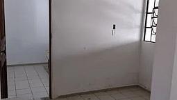 R$1.200 Alugo Casa Terreno E Entrada Separada 