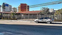 Casa À Venda - Candelária - Natal/Rn