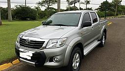 Hilux À Venda