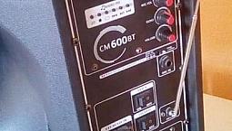 Vendo Uma Caixa Vai Bluetooth
