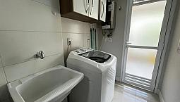 Apartamento Mobiliado Com Passarela Privativa Para A Paradisíaca Praia Do Campeche.