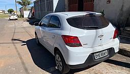Chevrolet Onix Hatch Ltz 1.4 8V Flex Power Mec. 4P 2015