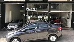 Hyundai Hb20S Comfort Plus 1.6 16V Flex Aut. 2015