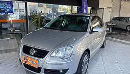 Volkswagen Polo Sedan 1.6 Mi Total Flex 8V 4P 2011
