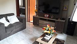 Casa Novinha 2 Quartos Com Garagem