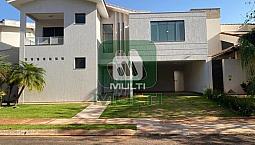 Casa De Condomínio Com 3 Quartos