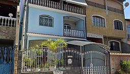 Casa Duplex Alegre / Nunes *