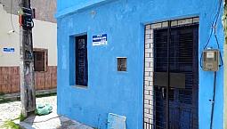 Sala, Corredor Interno, 02 Quartos, Sala De Jantar, Cozinha, Área De Serviço, Quintal/Gara
