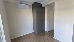 Alugo Apartamento Com 3 Quartos No Centro De São José Com Ar-Condicionado