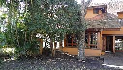 Casa Para Venda - 279M², 3 Dormitórios, Sendo 1 Suites, 2 Vagas - Tristeza