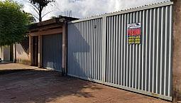 Vende-Se Casa Grande Bem Localizada