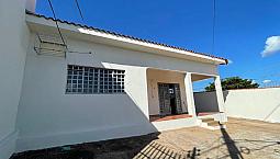 Aluga-Se Casa Na Av. Miguel Sutil - Próximo À Trincheira Da Av. Jurumirim