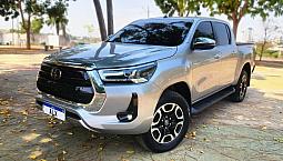 Aceita Troca  Hilux Srx 2.8 Diesel 4X4 Automática 