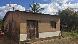 Vende-se Casa: 8 Compartimentos, Na Estrada De Ribamar.