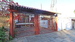 Casa Localizada Na Clemente Pinto, Muito Bem Construída, Com Estrutura Para Mais Um Andar