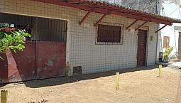 Casa 3/4 Ampla Com Garagem Planalto