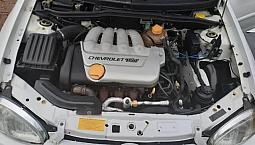 Chevrolet Corsa Sedan Gls 1.6 Mpfi 16V 1999 158.000 Km | Branco