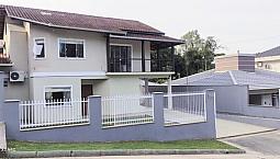 Lindo Sobrado A Venda No Nova Brasília.