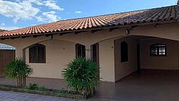 Casa Me Matinhos Com 300M², 2 Dormitórios Com Garagem Coberta Para 4 Carros - Centro - Mat