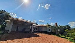 Casa Ampla Em Condomínio Fechado De Chácaras