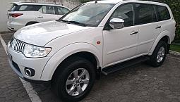 Pajero Dakar 13/13 Diesel 7 Lugares Automática